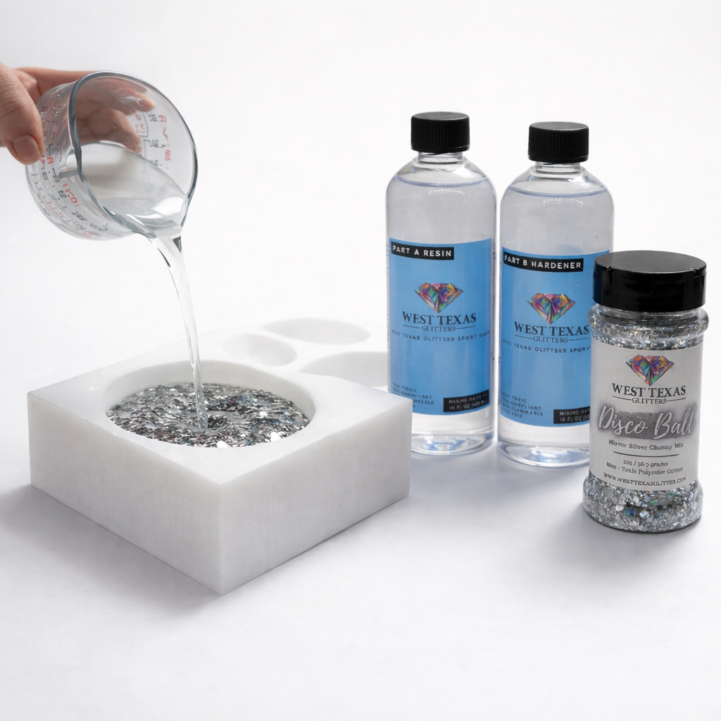 32oz Epoxy Resin – Crystal Clear, Non Yellowing Craft Resin with 8oz Premium Glitter for Jewelry, Molds, Blanks & Crafts
